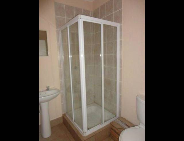 1 BEDROOM APARTMENT FOR SALE IN NELSPRUIT EXT 1